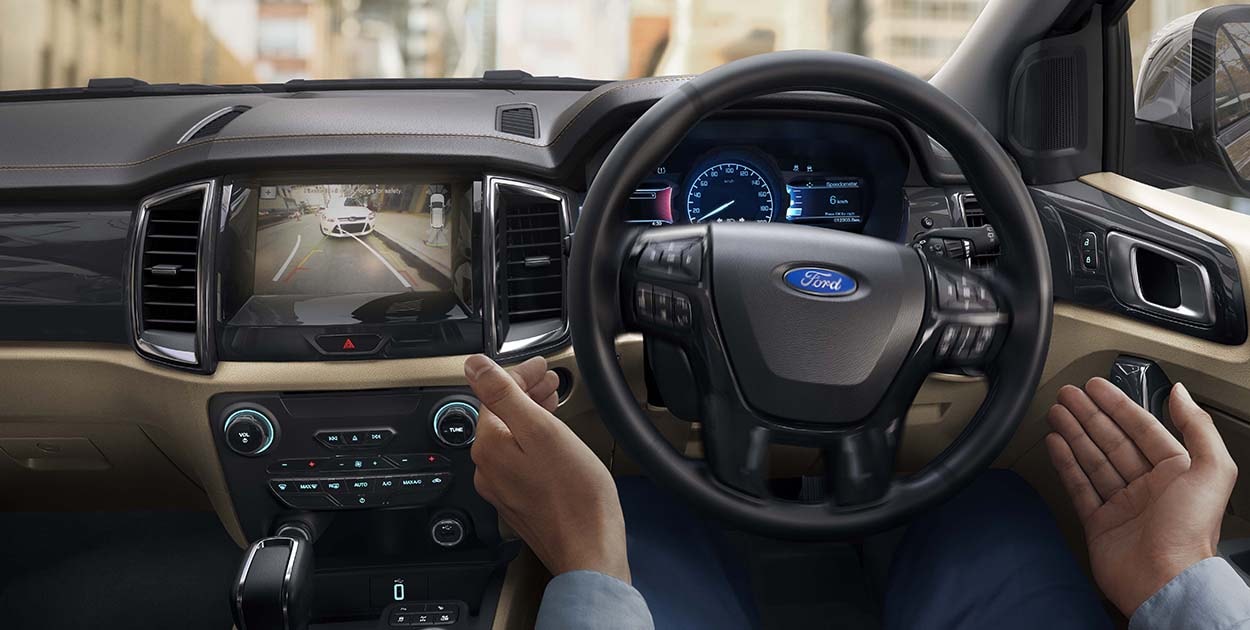 Ford Endeavour Semi Auto Park Assist